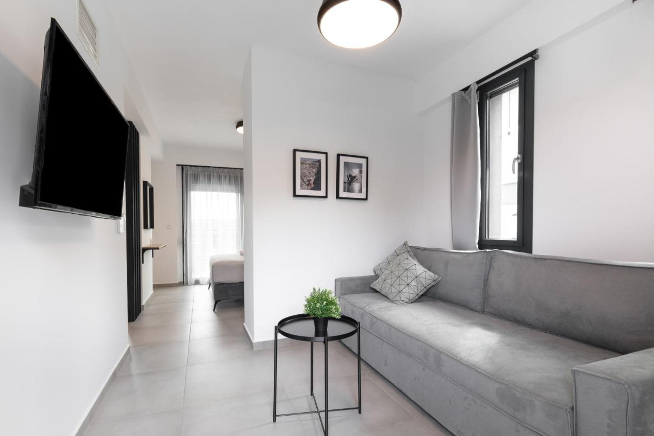 Cove Suites Nea Iraklitsa Exterior photo